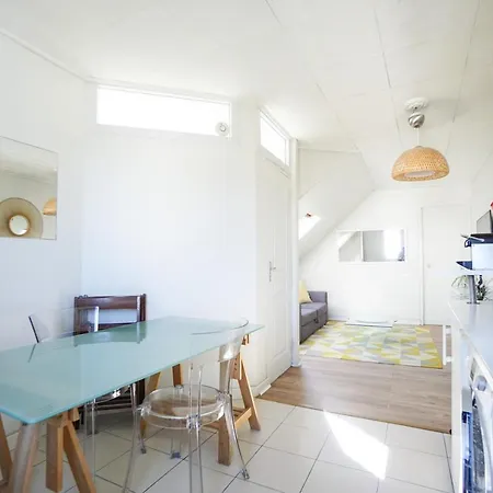 Bright Flat Close To Chatelet Paris